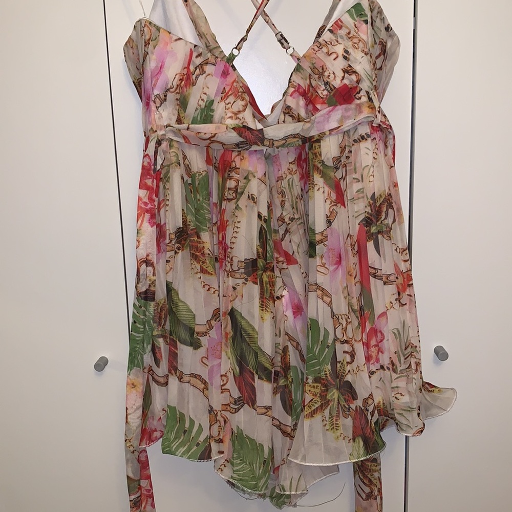 Romper - Picture 2 of 3